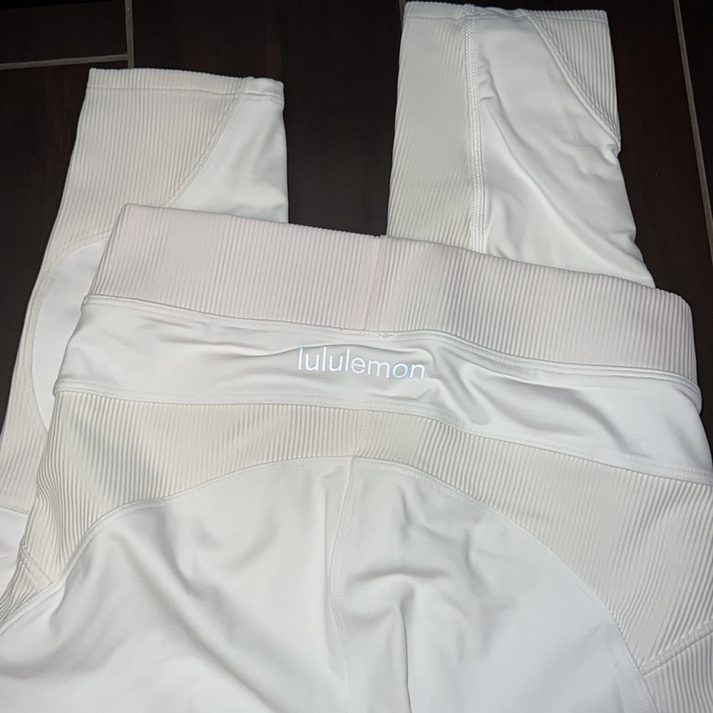 Fourth of July White Lululemon Paneled Leggings Size 6